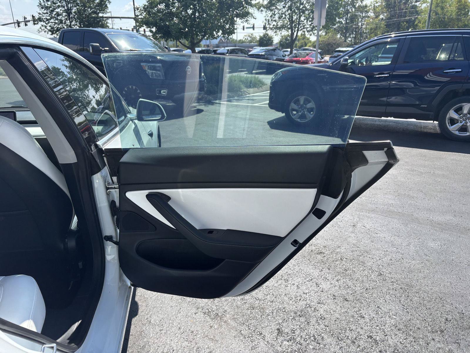 Used 2020 Tesla Model 3 Performance AWD/4WD image 18