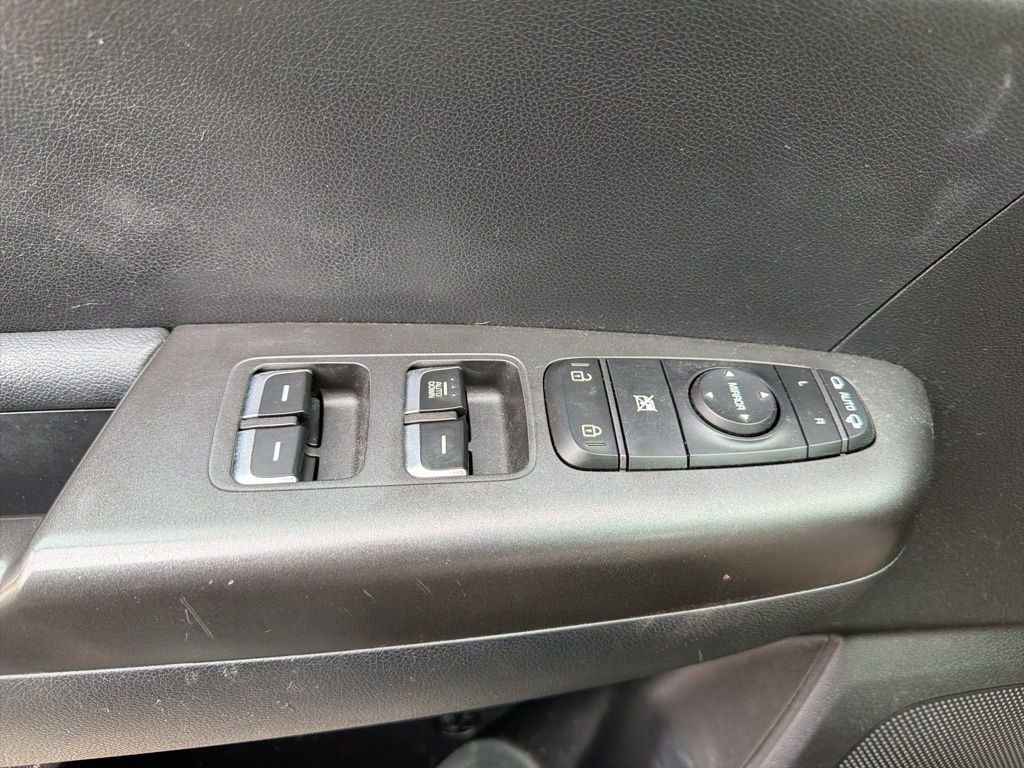Used 2020 Mitsubishi Outlander Sport ES FWD image 30