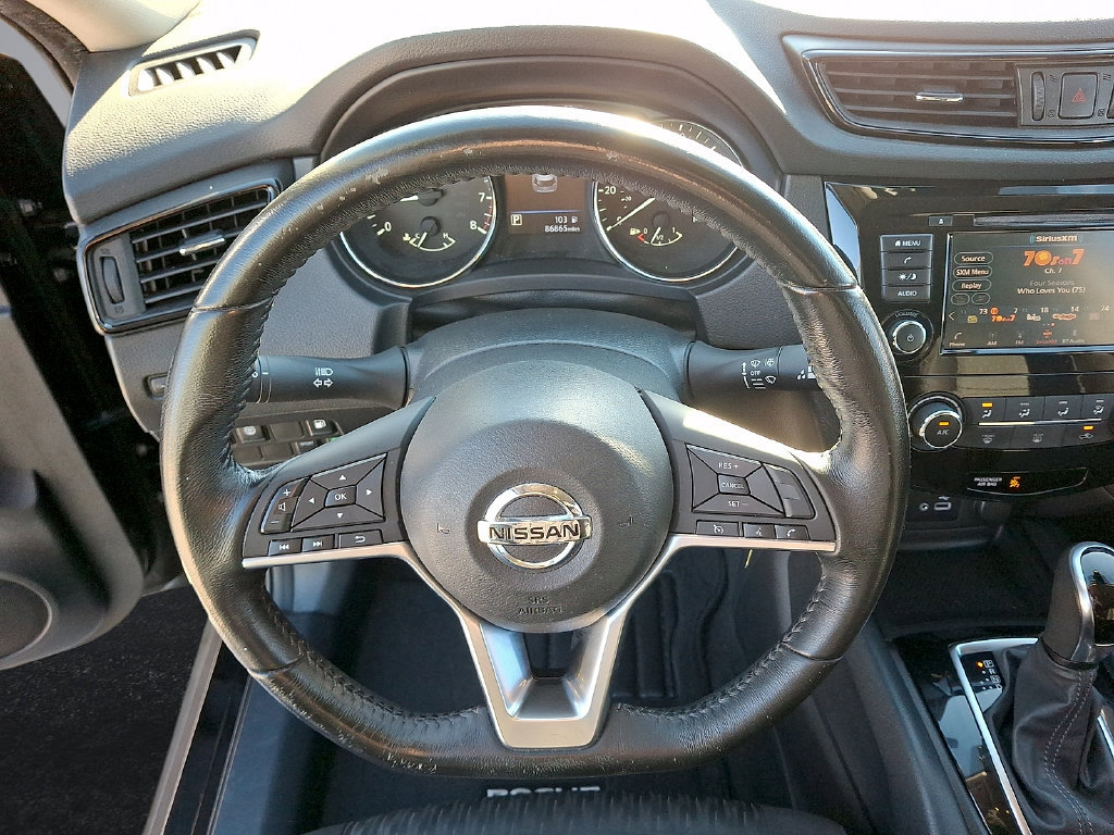 Used 2020 Nissan Rogue S w/ Special Edition Package FWD image 22