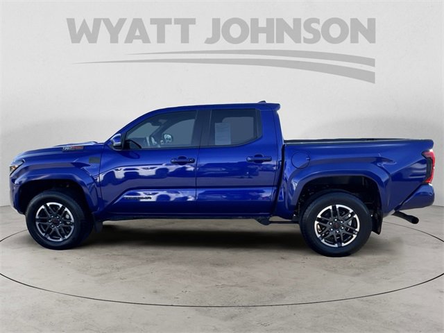 Used 2024 Toyota Tacoma TRD Sport image 2