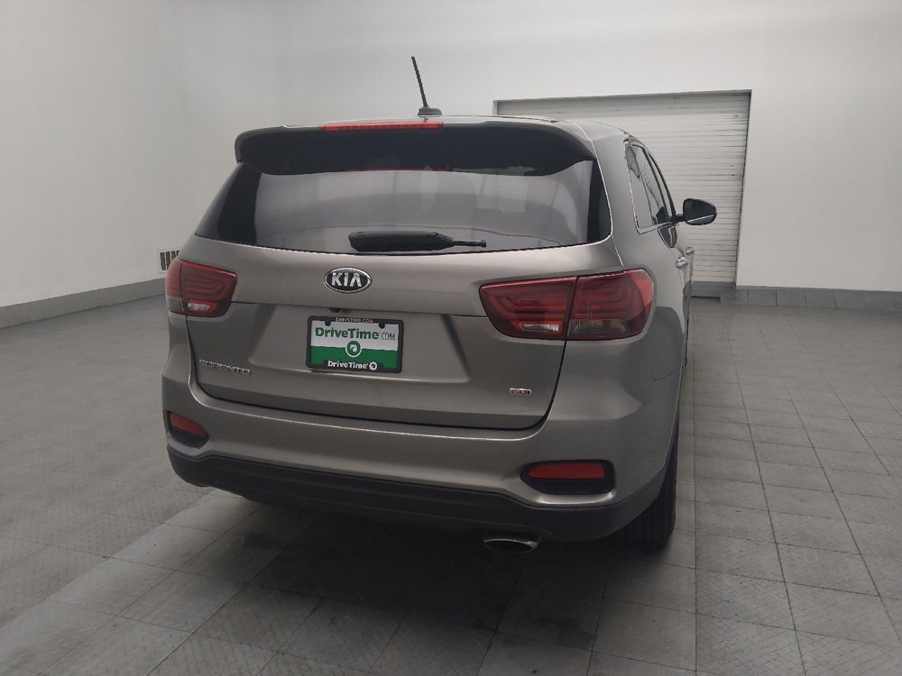 Used 2019 Kia Sorento LX image 7