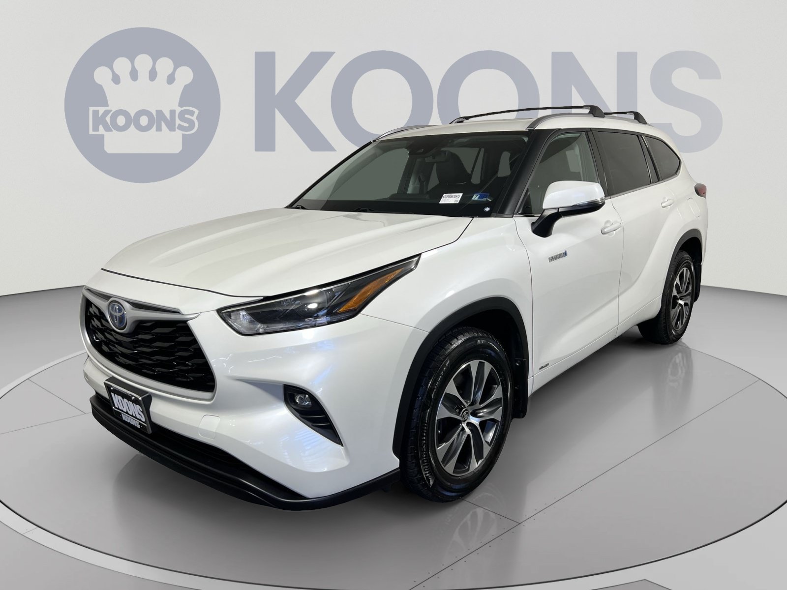 Used 2021 Toyota Highlander XLE