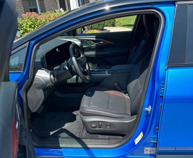 Used 2024 Chevrolet Equinox EV RS w/ Active Safety Package 3 FWD image 6
