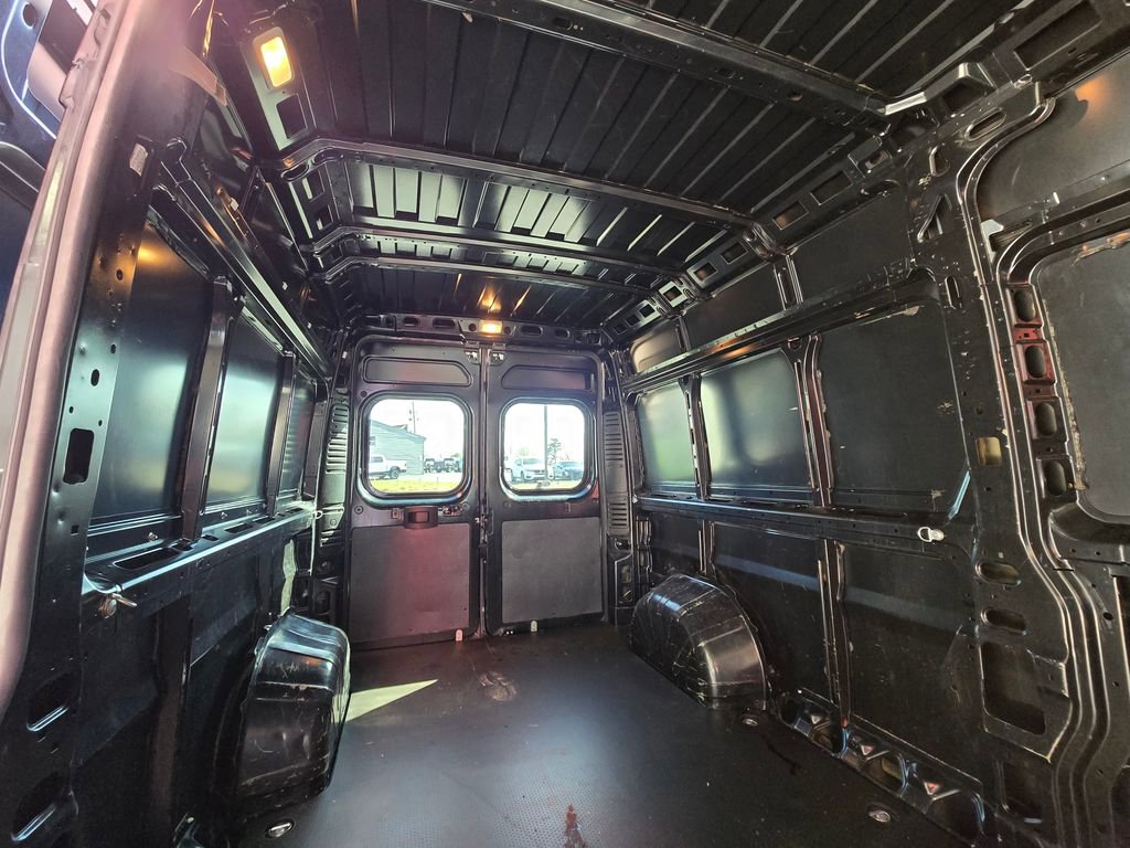 Used 2023 RAM ProMaster 2500 image 25