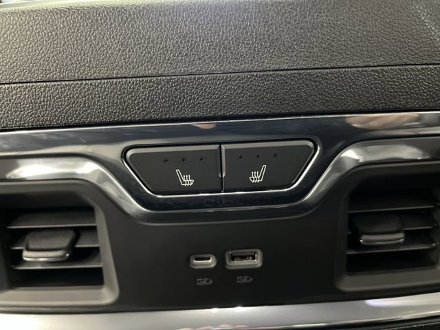 Used 2023 GMC Sierra 1500 Denali w/ Denali Reserve Package image 37