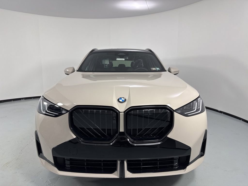 New 2026 BMW X3 xDrive30 w/ Premium Package image 2