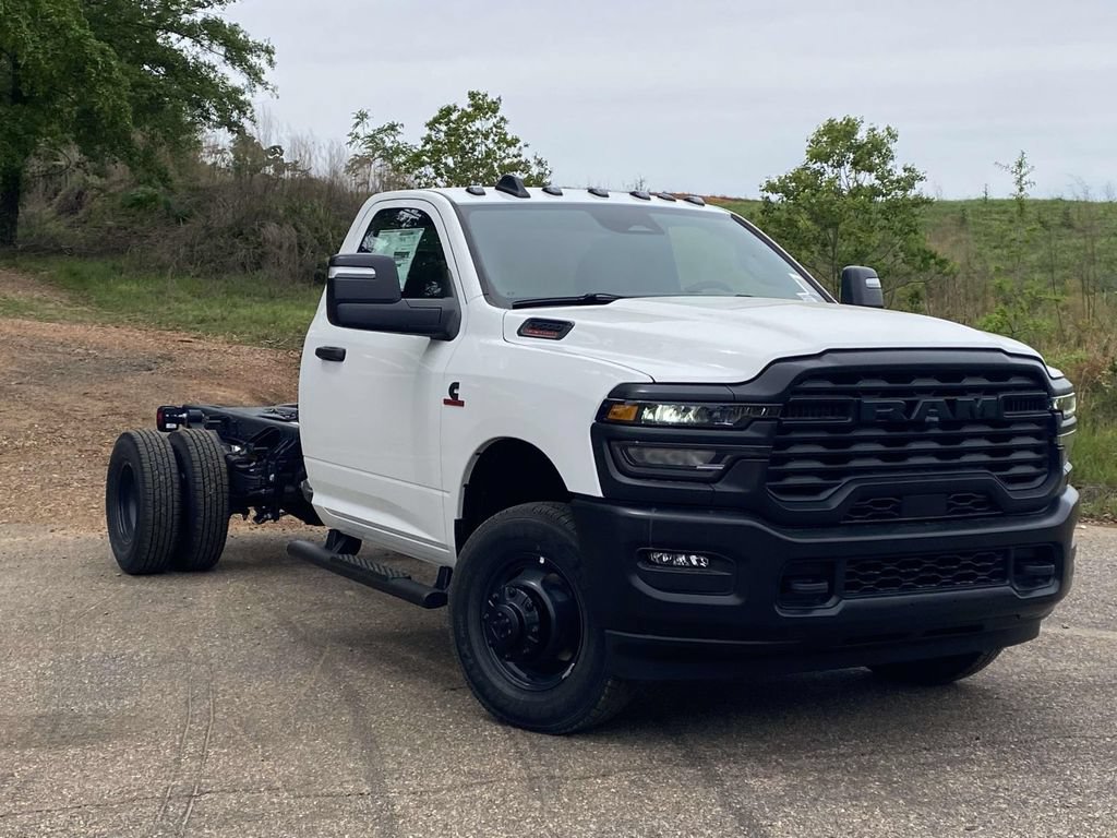 New 2026 RAM 3500 Tradesman AWD/4WD image 31
