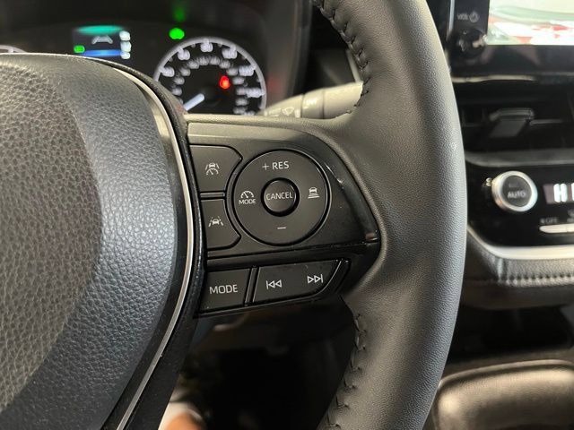 Used 2025 Toyota Corolla SE FWD image 27