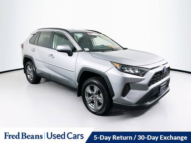 Used 2022 Toyota RAV4 LE image 30