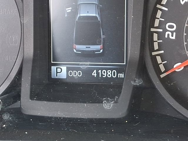 Used 2019 Toyota Tacoma SR5 image 22
