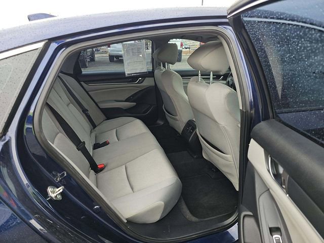 Used 2018 Honda Accord EX image 8