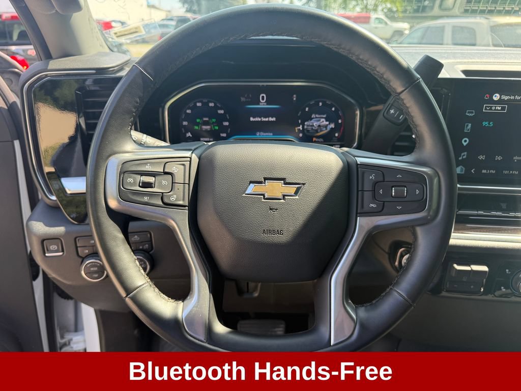 Used 2025 Chevrolet Silverado 2500 LT w/ Safety Package AWD/4WD image 15