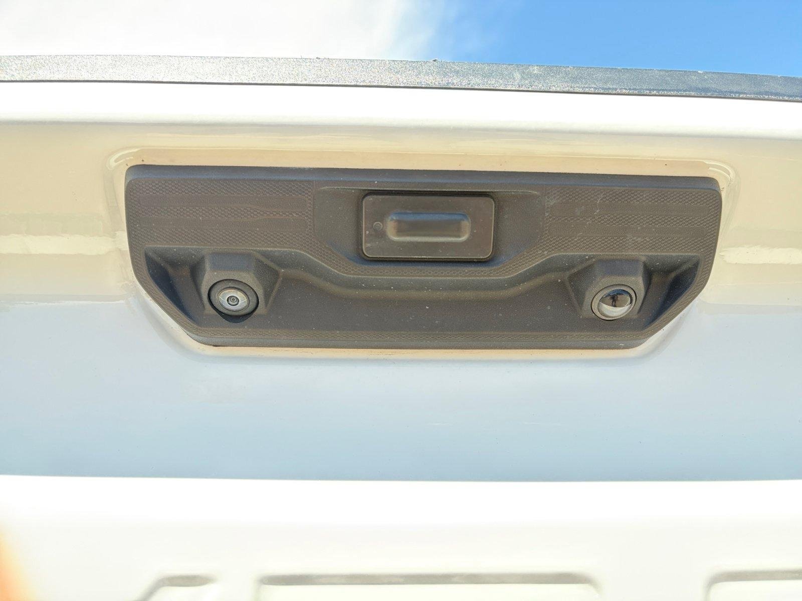 Used 2023 Chevrolet Silverado 1500 LT AWD/4WD image 35