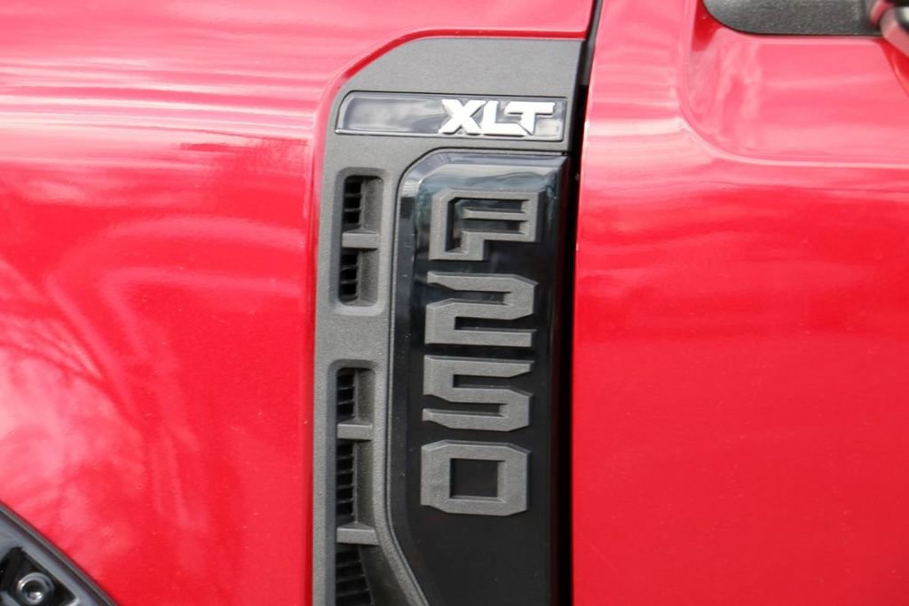 New 2026 Ford F250 XLT w/ XLT Premium Package image 11