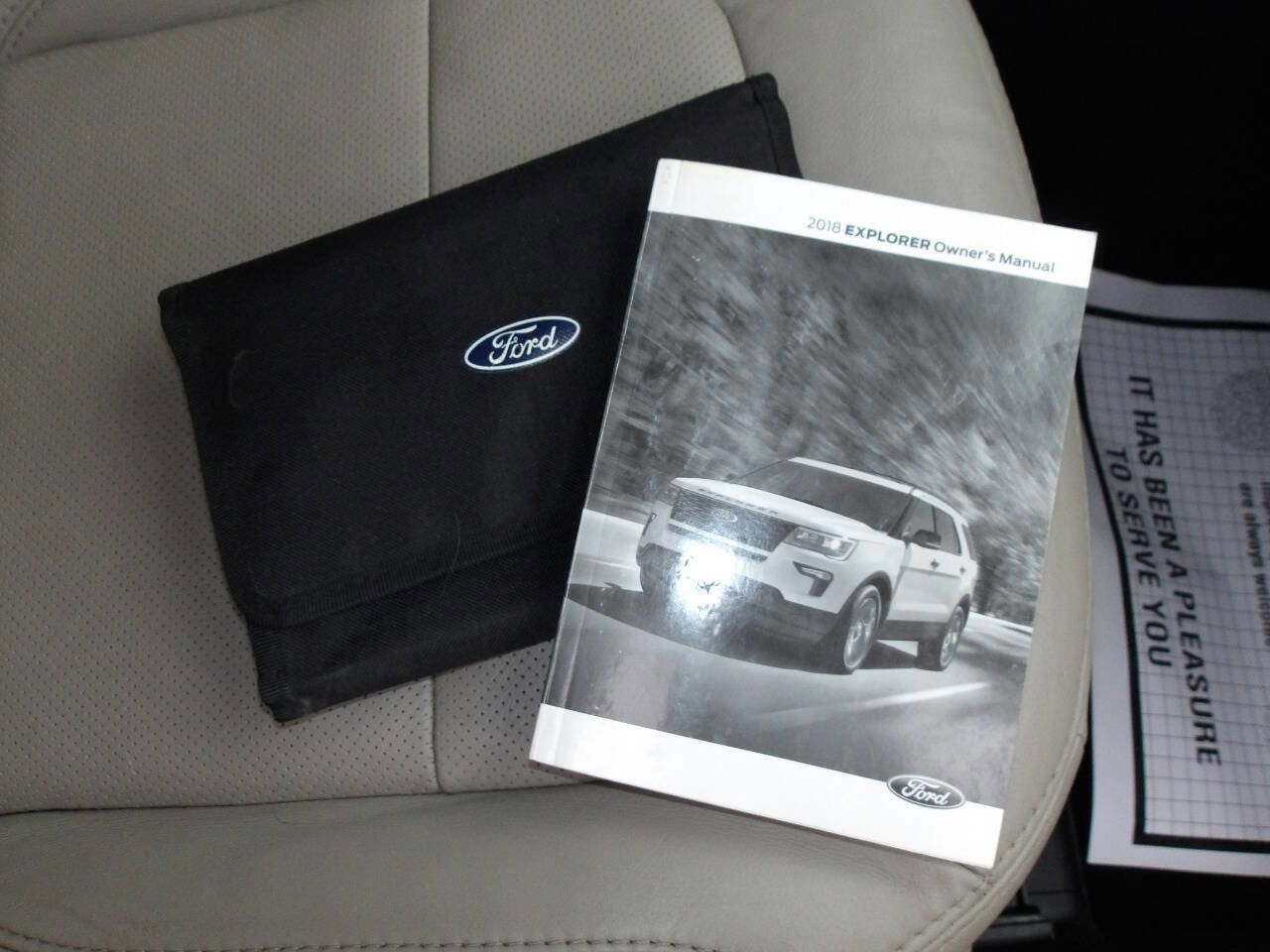 Used 2018 Ford Explorer Limited image 35