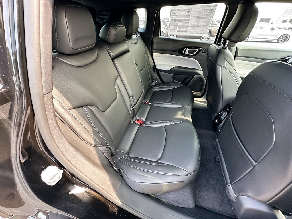 New 2026 Jeep Compass Limited w/ Sun, Sound & Navigation Group AWD/4WD image 35