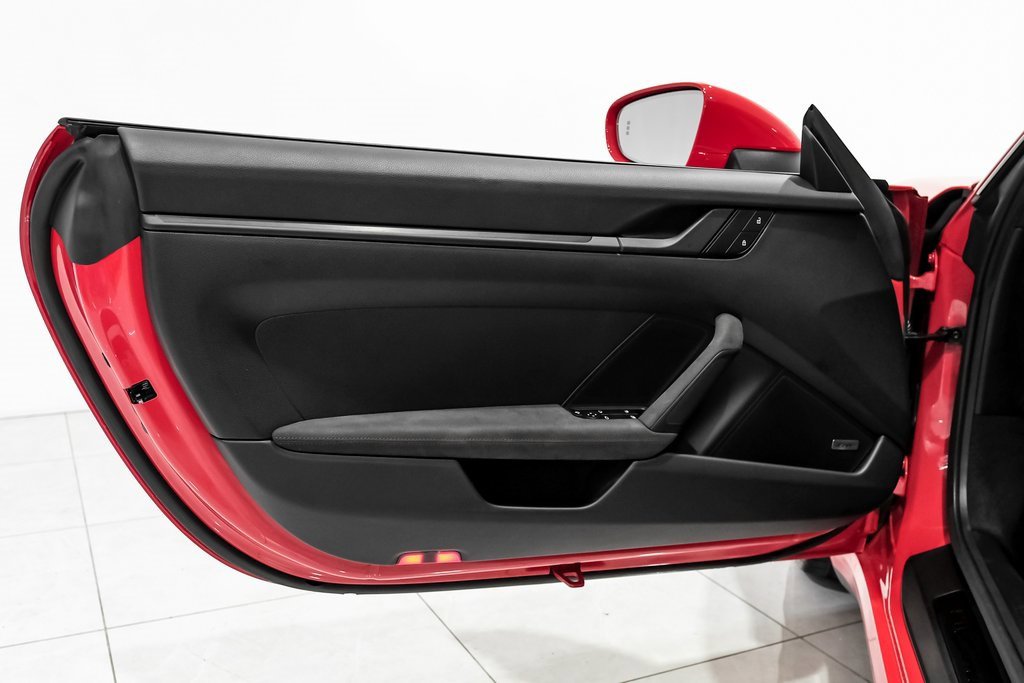 Used 2024 Porsche 911 Carrera GTS w/ Premium Package image 30