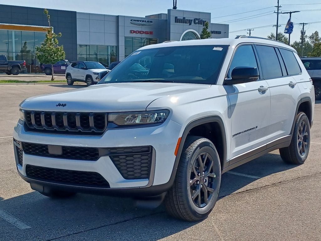 New 2026 Jeep Grand Cherokee L 4WD image 2