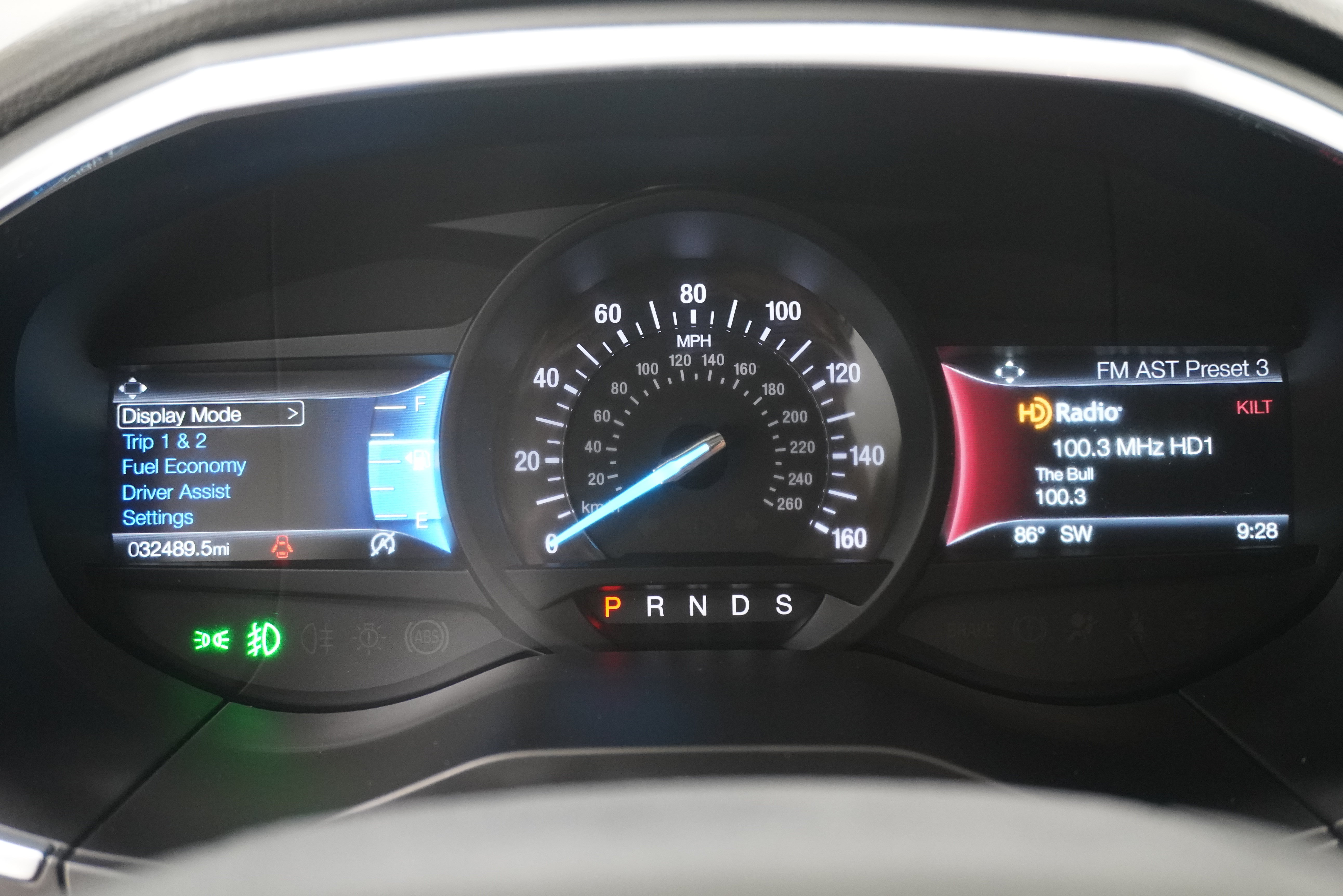 Used 2019 Ford Edge Titanium FWD image 19