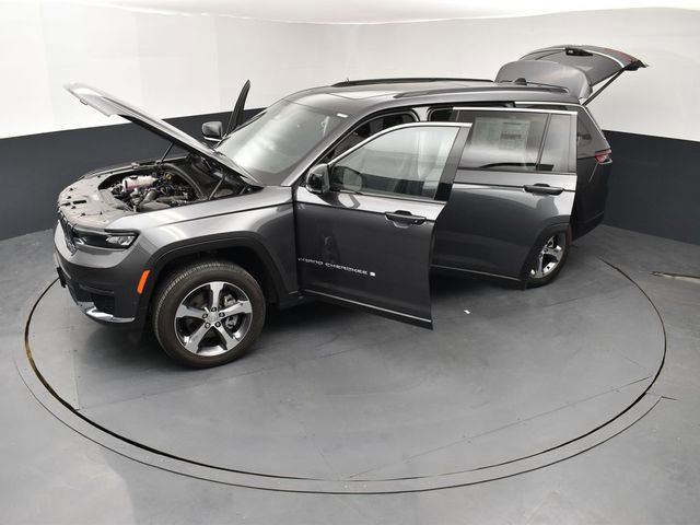 New 2025 Jeep Grand Cherokee L Limited w/ Luxury Tech Group II image 27