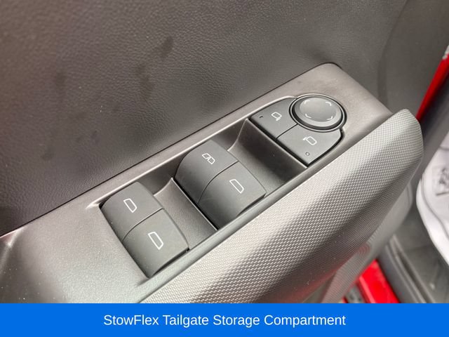 Used 2024 Chevrolet Colorado LT w/ LT Convenience Package AWD/4WD image 17