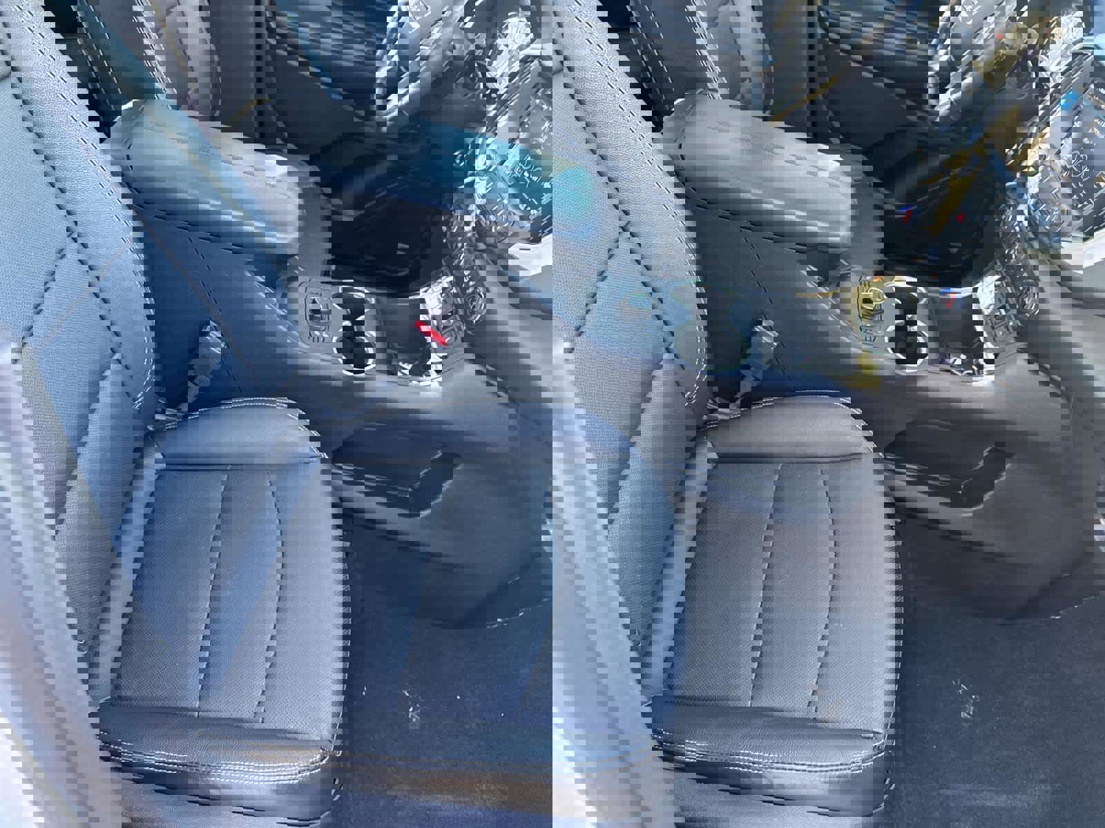 Used 2021 GMC Terrain SLT w/ Infotainment Package II image 18