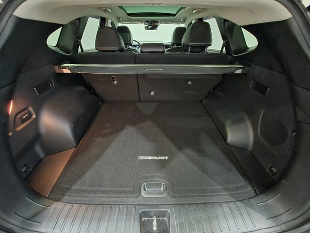 Used 2022 Hyundai Tucson Limited w/ Cargo Package image 22
