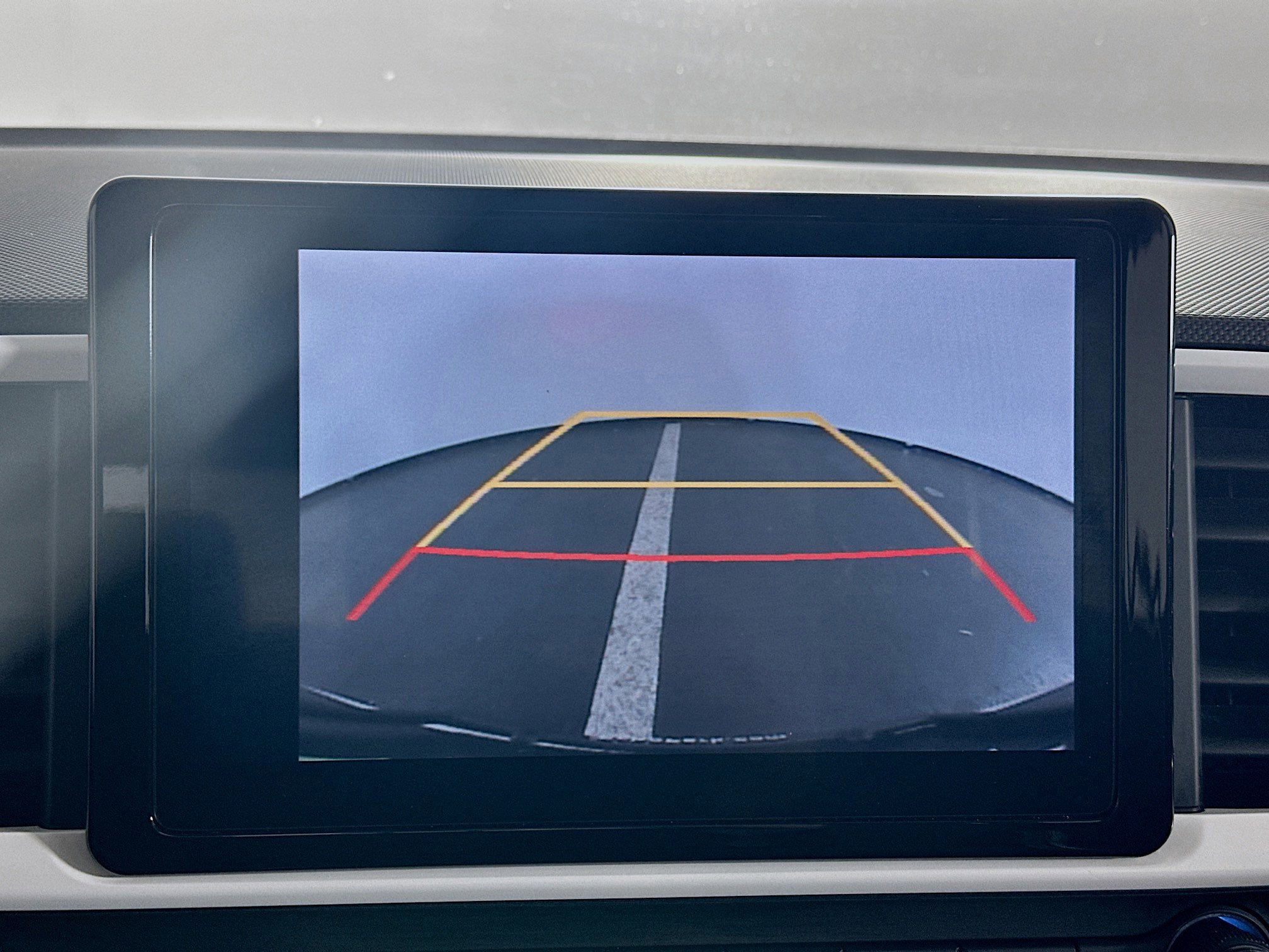 Used 2025 Hyundai Venue Limited image 23