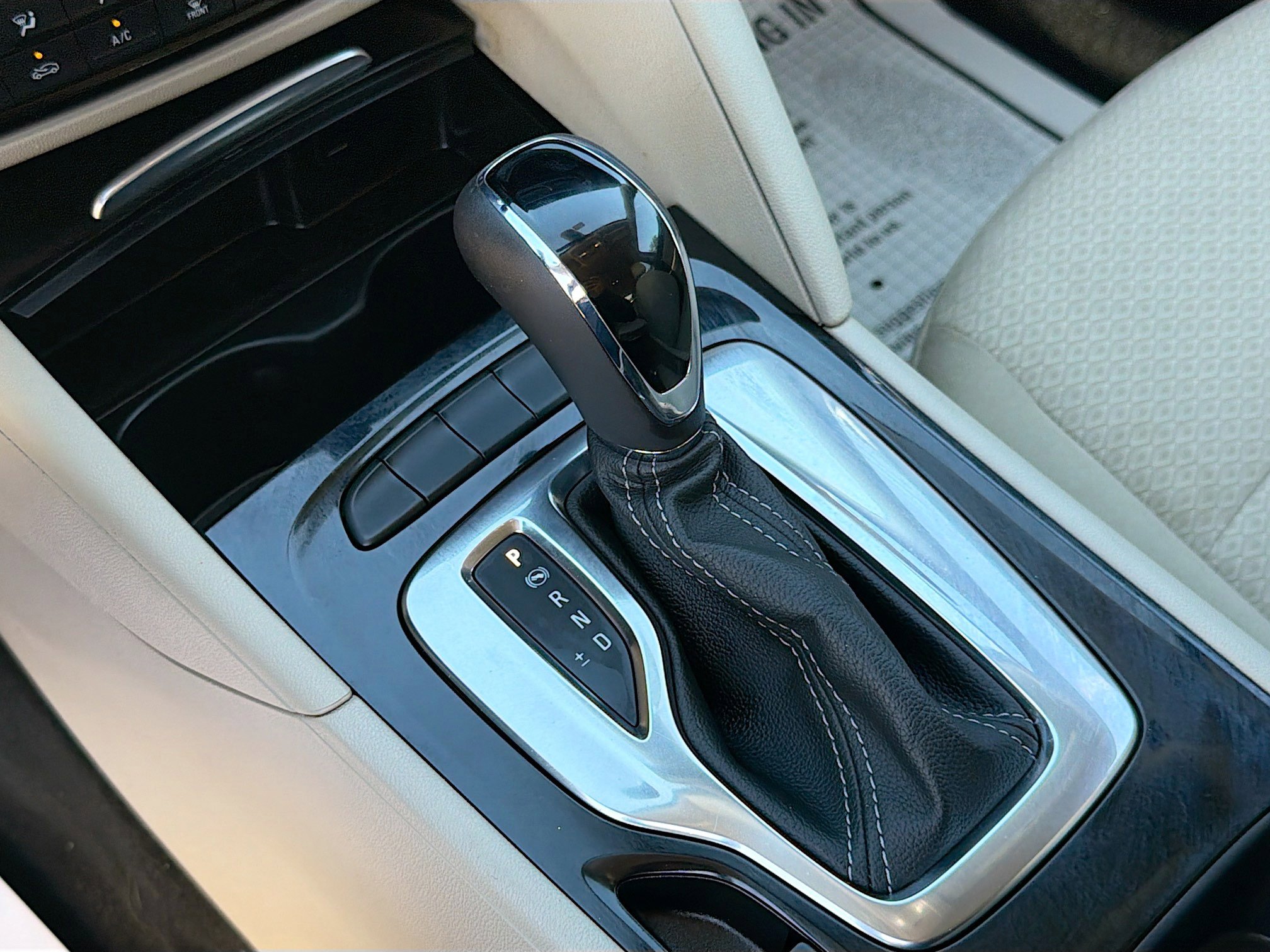 Used 2018 Buick Regal Preferred w/ Sights and Sounds Package FWD image 26