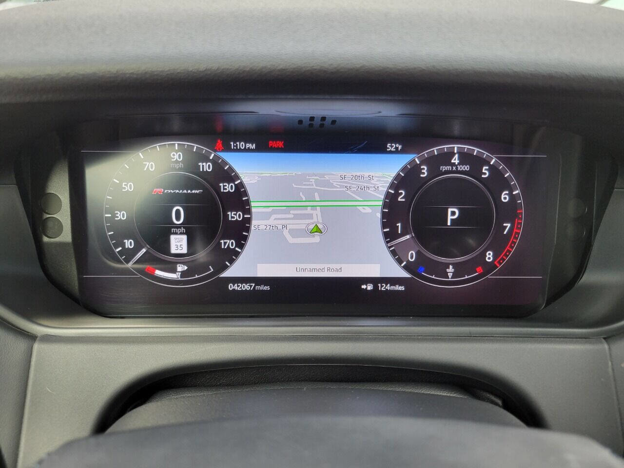 Used 2020 Land Rover Range Rover Velar R-Dynamic HSE image 13
