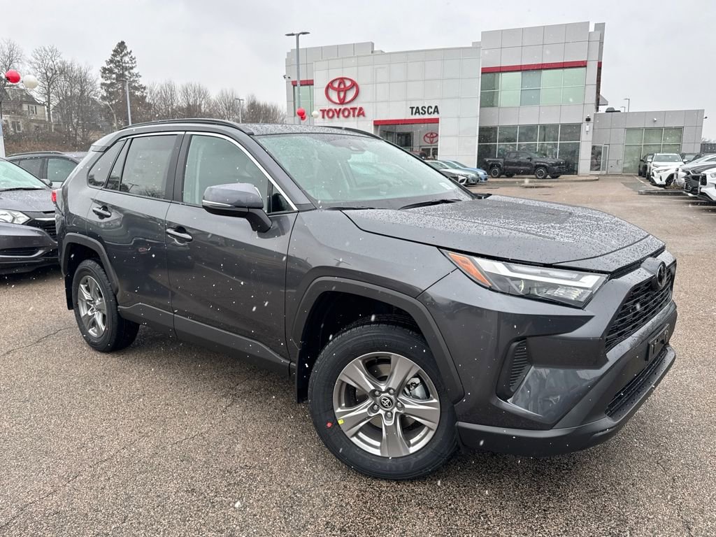 New 2025 Toyota RAV4 XLE