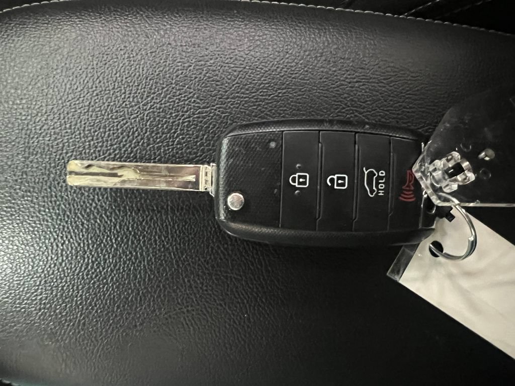 Used 2018 Kia Soul + FWD image 30