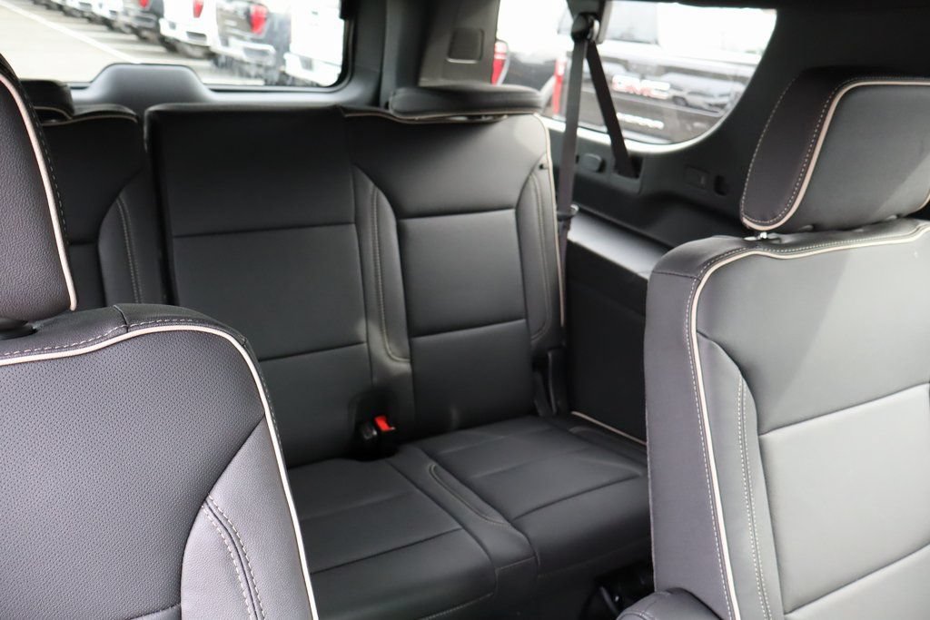 New 2026 GMC Yukon XL Elevation w/ LPO, Floor Liner Package AWD/4WD image 25