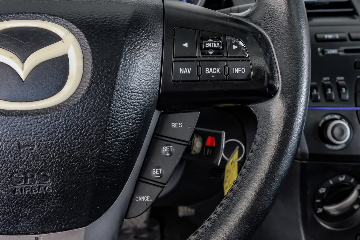 Used 2012 MAZDA MAZDA3 i Grand Touring w/ Tech Pkg FWD image 17