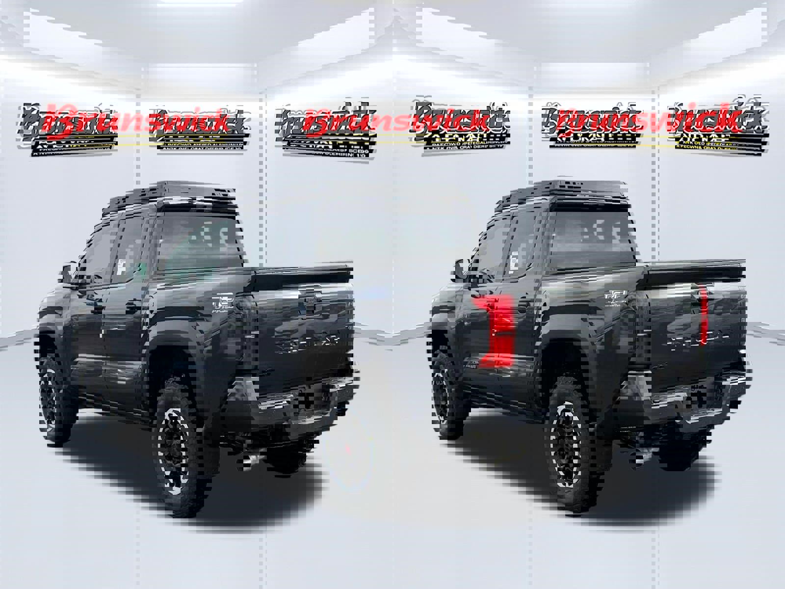 New 2025 Toyota Tacoma TRD Off-Road image 4
