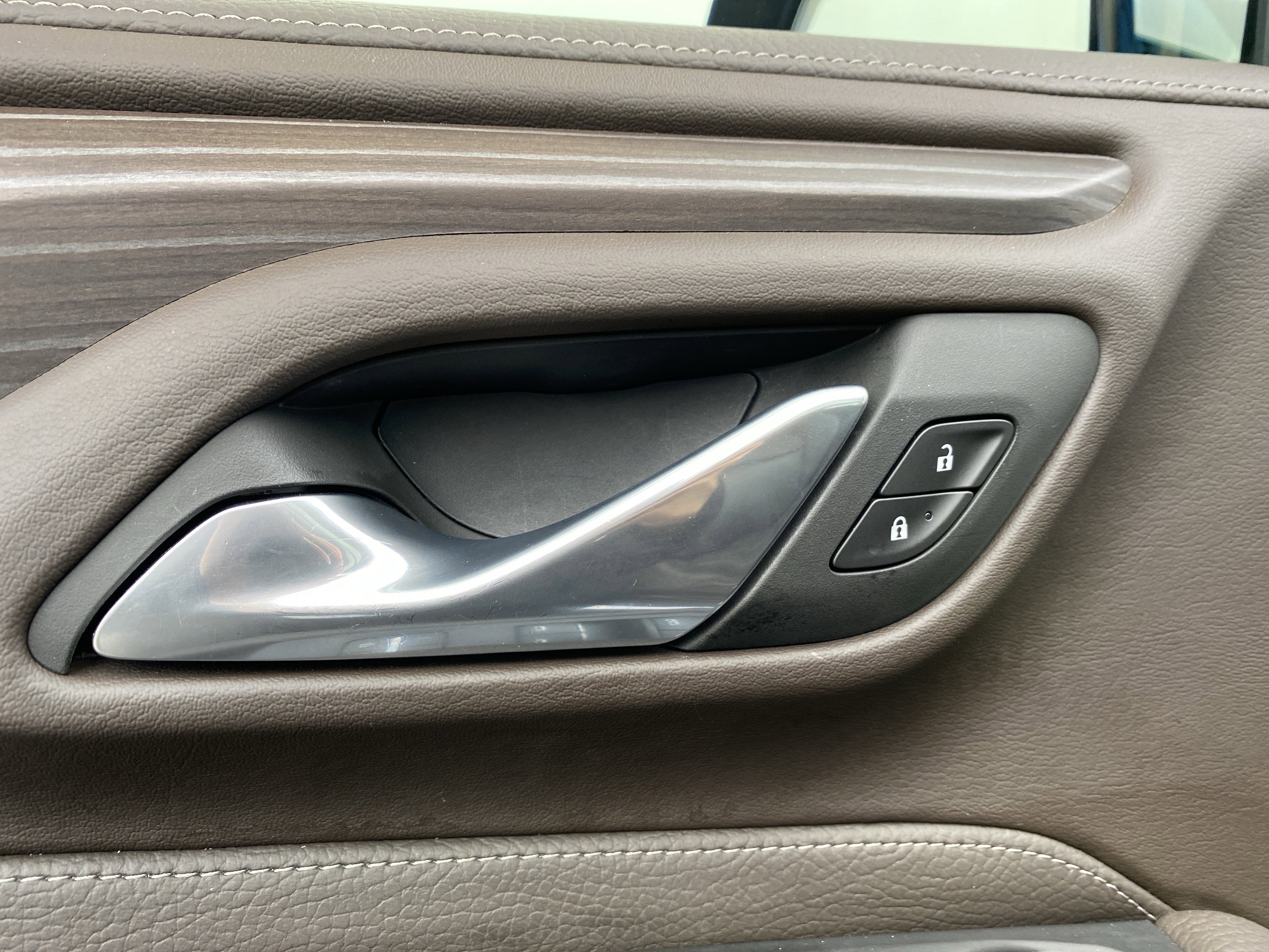 Used 2024 GMC Yukon Denali w/ Denali Reserve Package image 26