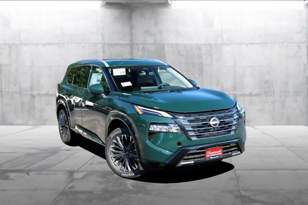 New 2026 Nissan Rogue Platinum AWD/4WD image 2
