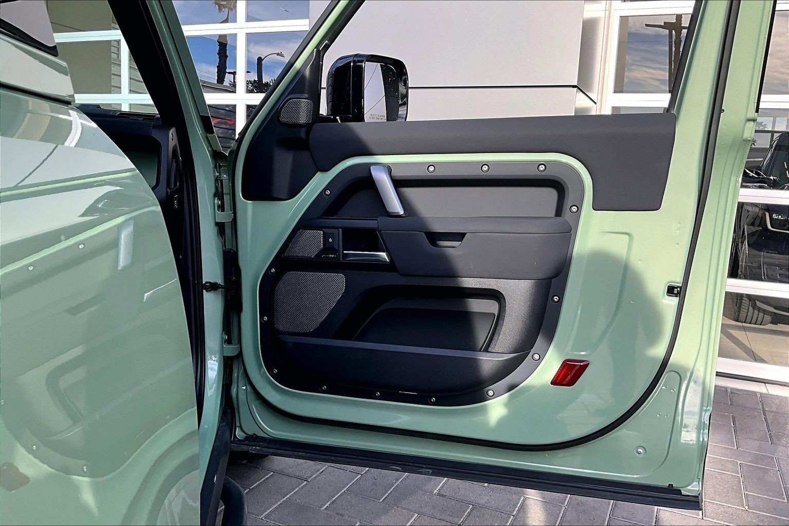 Used 2023 Land Rover Defender 110 75th Limited Edition image 24