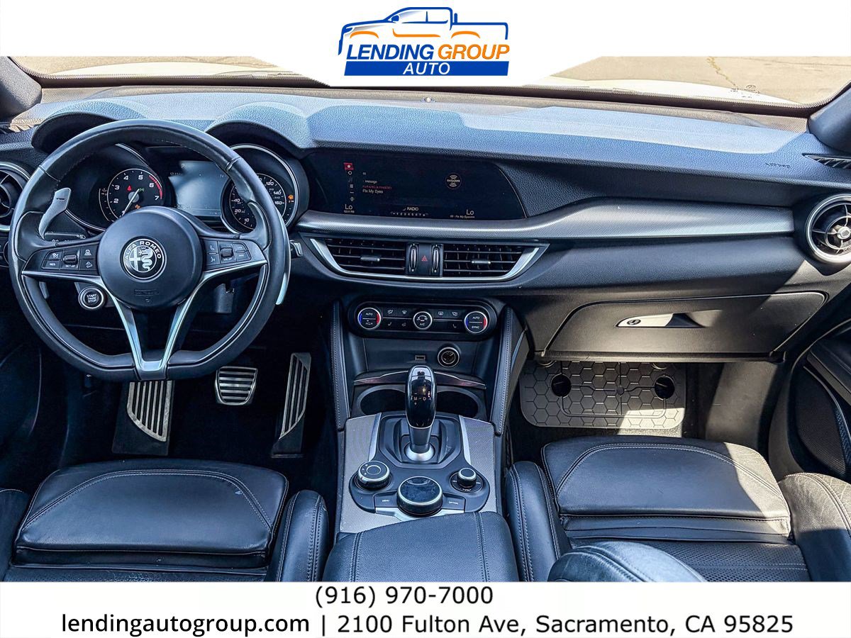 Used 2018 Alfa Romeo Stelvio Ti Sport AWD/4WD image 11