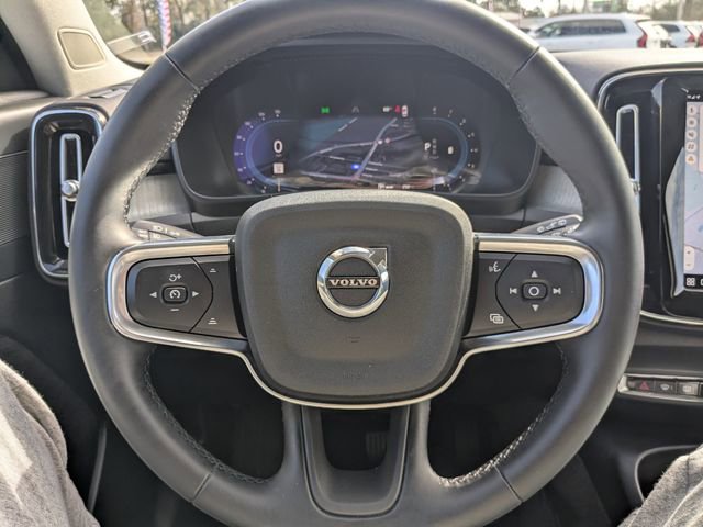 Certified 2023 Volvo XC40 B5 Core w/ Convenience Package image 34