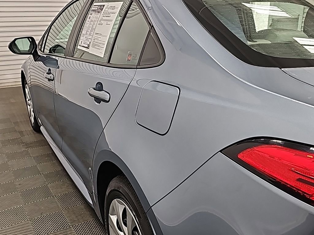 Used 2020 Toyota Corolla LE image 7