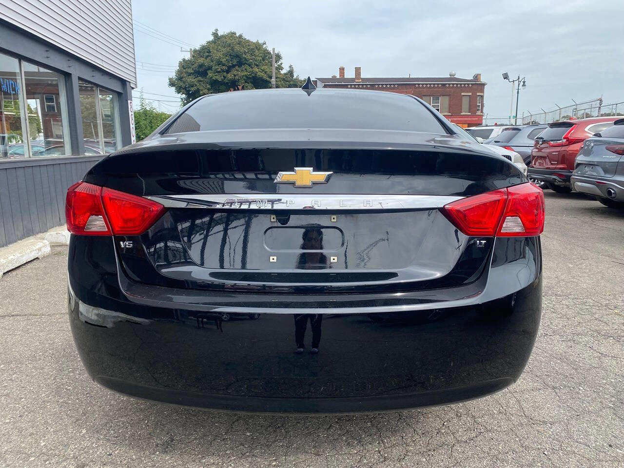 Used 2017 Chevrolet Impala LT image 7