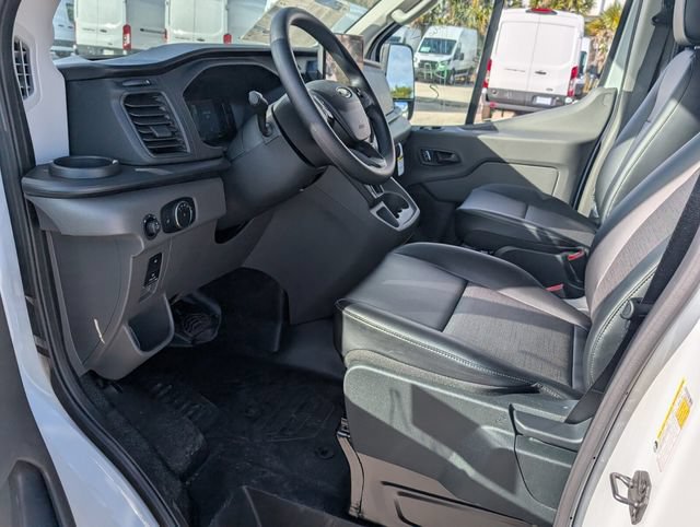 New 2026 Ford Transit 250 148 Medium Roof RWD image 5