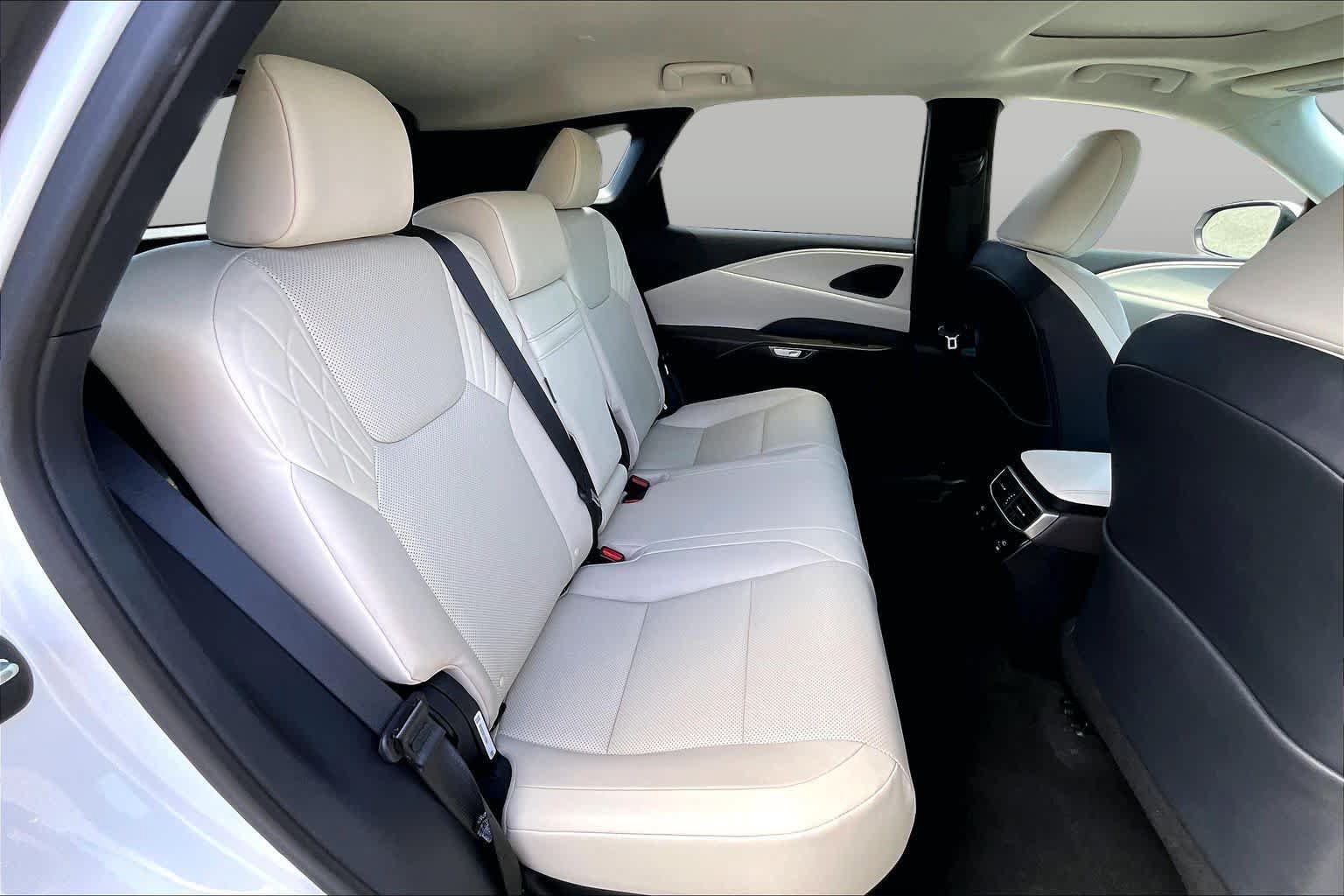 Used 2023 Lexus RX 350 Premium FWD image 19