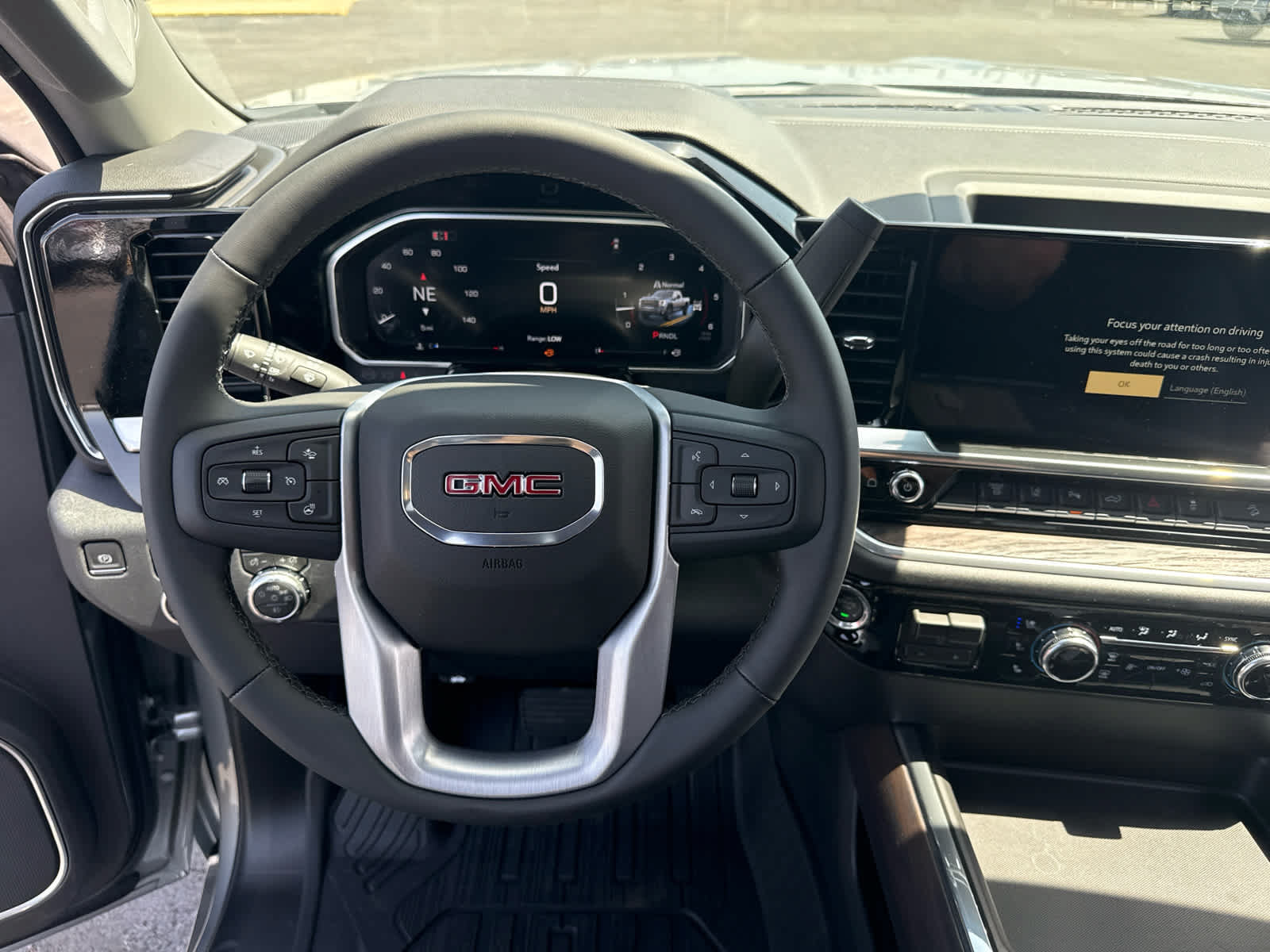 New 2026 GMC Sierra 3500 SLT w/ SLT Premium Package AWD/4WD image 17