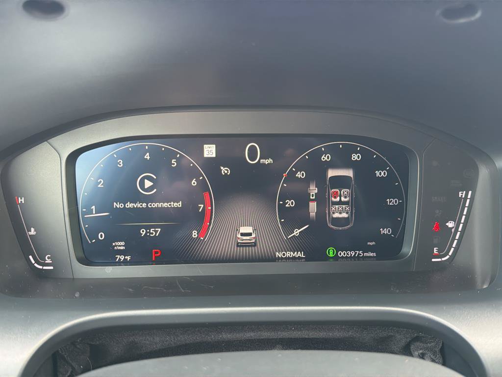 Certified 2025 Acura ADX AWD image 9