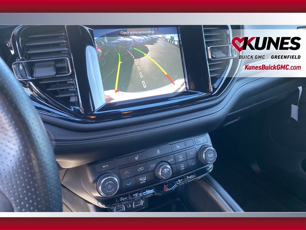 Used 2022 Dodge Durango GT image 22