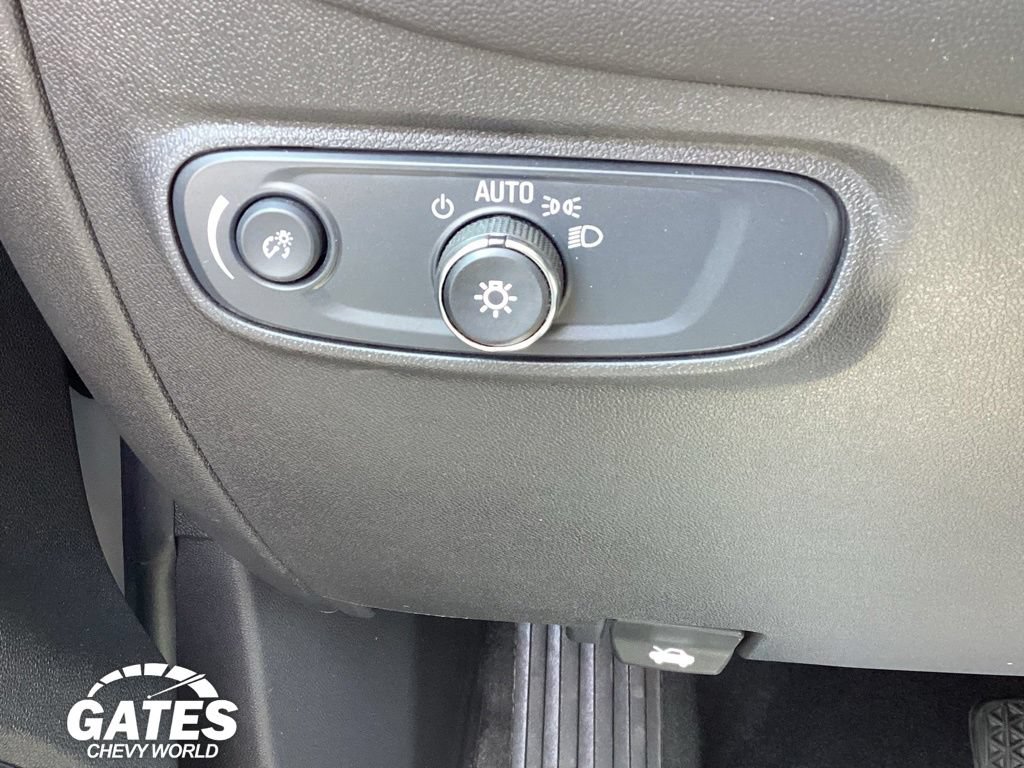 Used 2024 Chevrolet Equinox LS w/ LS Convenience Package FWD image 22