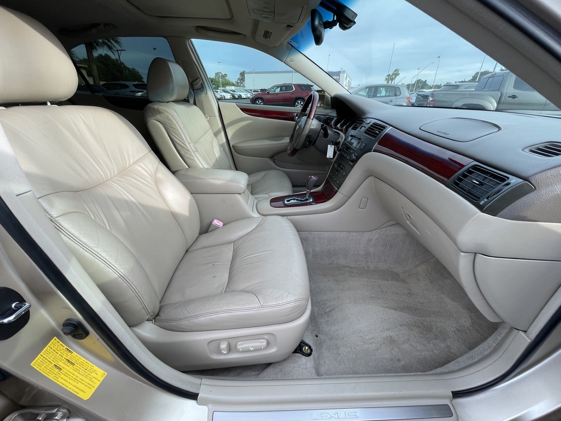 Used 2004 Lexus ES 330 FWD image 24