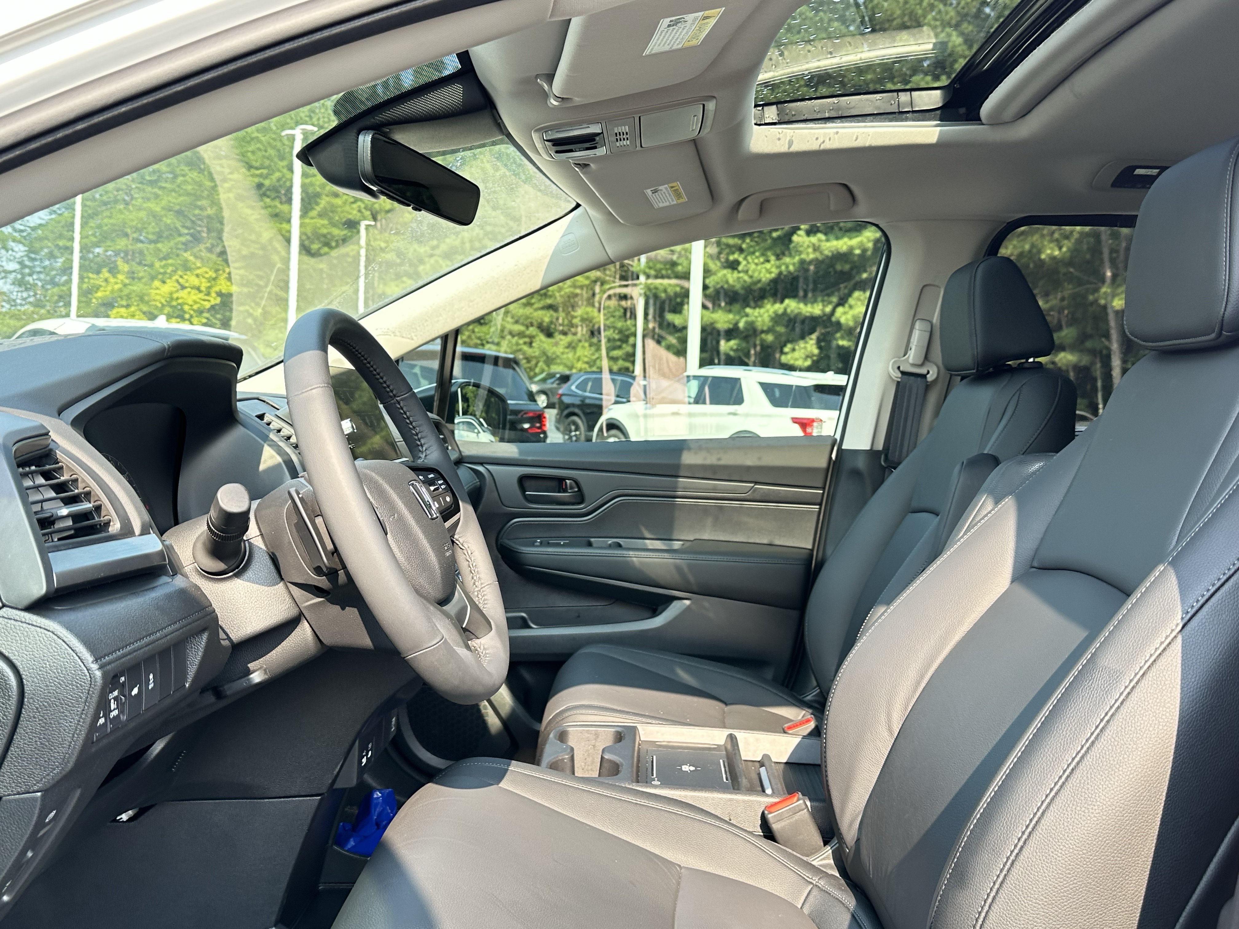 Used 2026 Honda Odyssey EX-L image 7